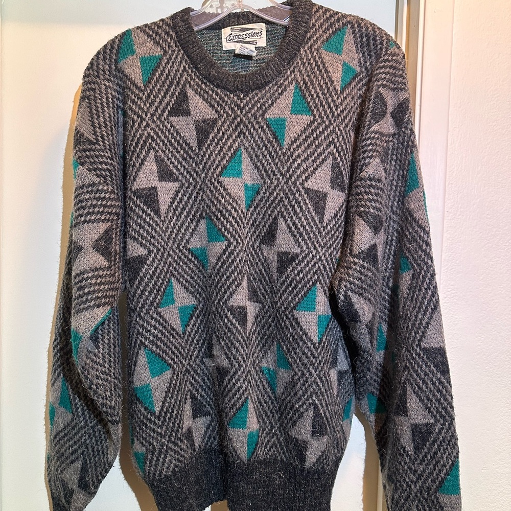 Vintage 80’s Expressions black, gray, teal argyle sweater